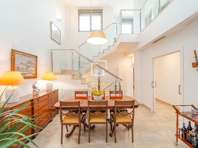 4 chambre Villa/Maison à vendre à Rocafort avec piscine garage - 1 190 000 € (Ref: 10167420)