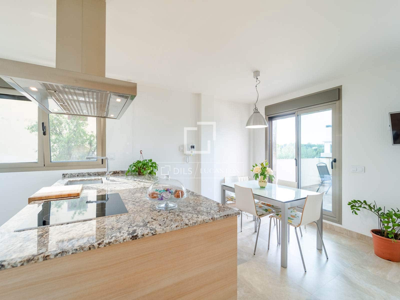 4 chambre Villa/Maison à vendre à Rocafort avec piscine garage - 1 190 000 € (Ref: 10167420)
