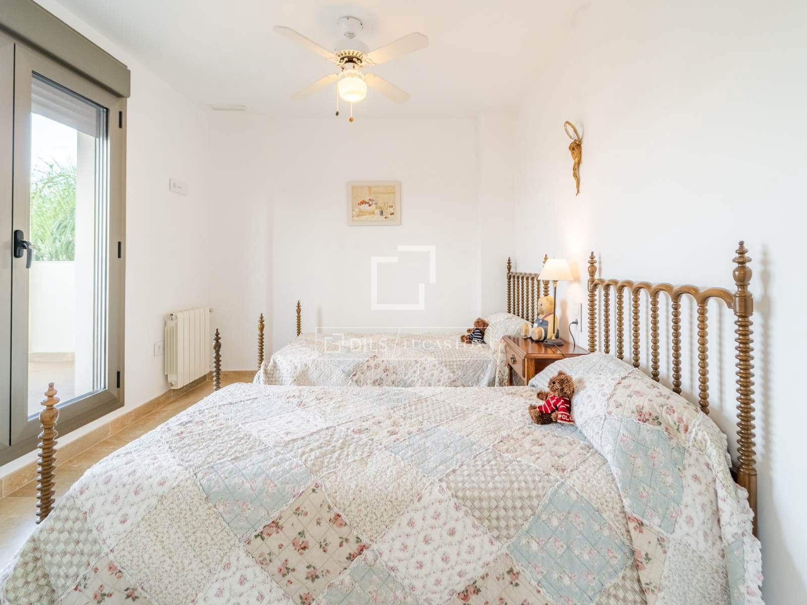 4 chambre Villa/Maison à vendre à Rocafort avec piscine garage - 1 190 000 € (Ref: 10167420)