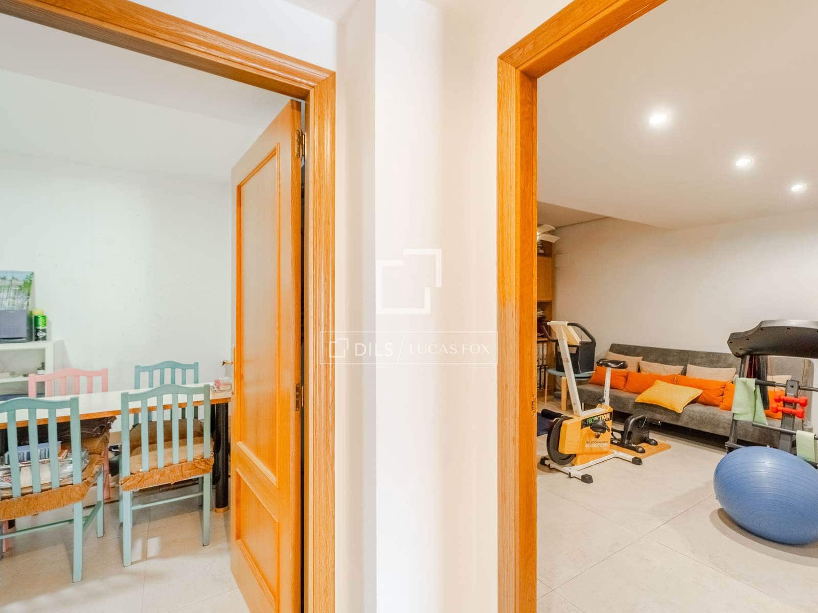 4 chambre Villa/Maison à vendre à Rocafort avec piscine garage - 1 190 000 € (Ref: 10167420)