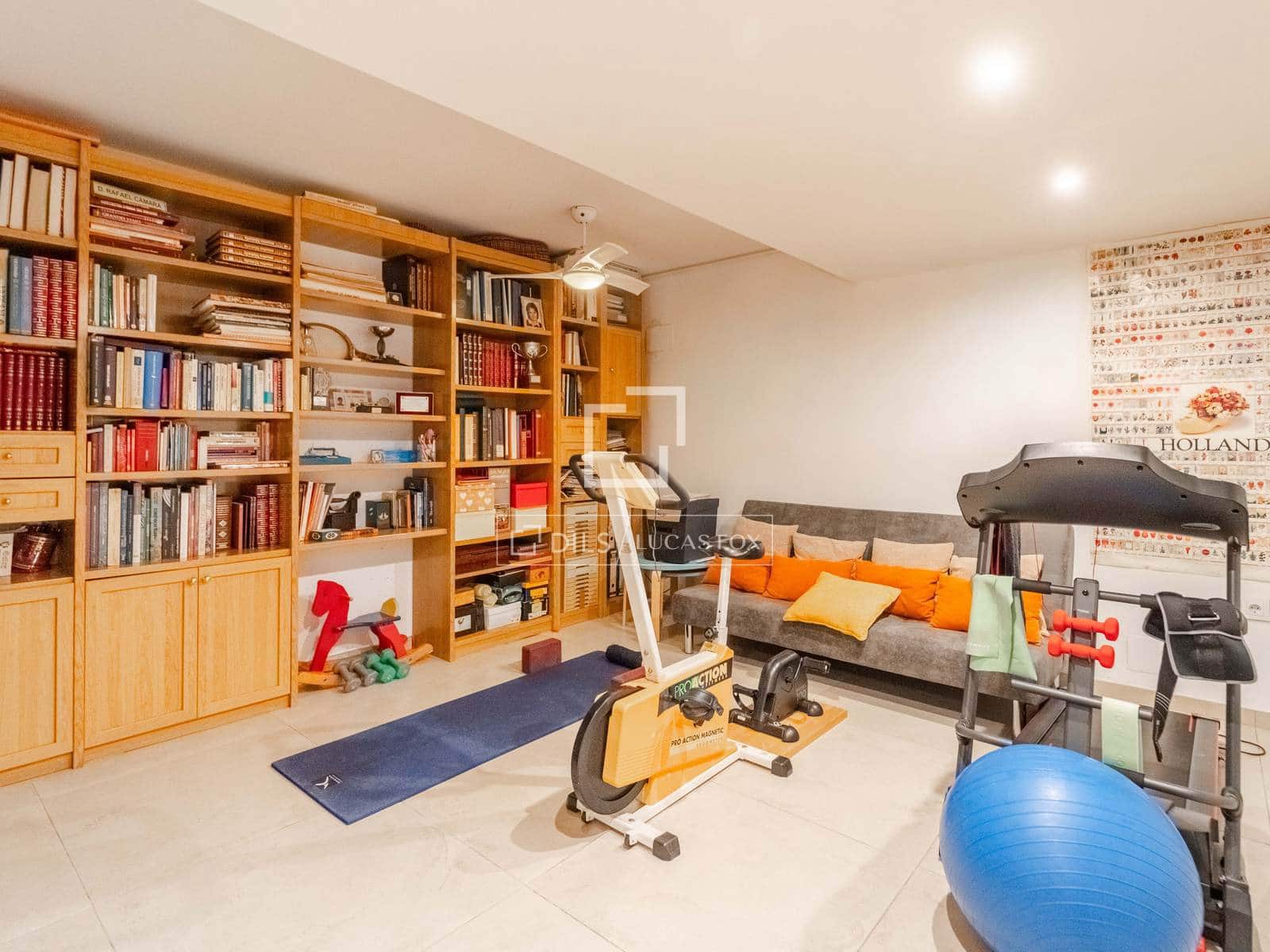 4 chambre Villa/Maison à vendre à Rocafort avec piscine garage - 1 190 000 € (Ref: 10167420)