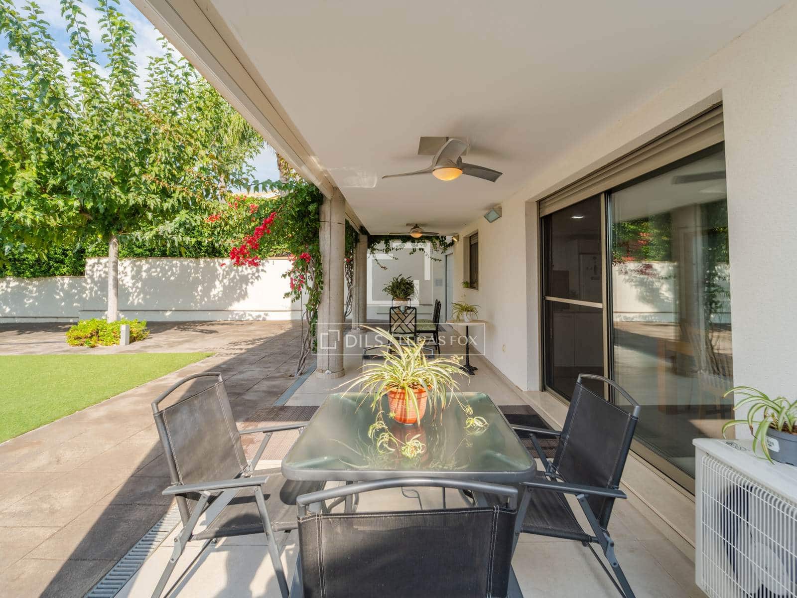 4 chambre Villa/Maison à vendre à Rocafort avec piscine garage - 1 190 000 € (Ref: 10167420)