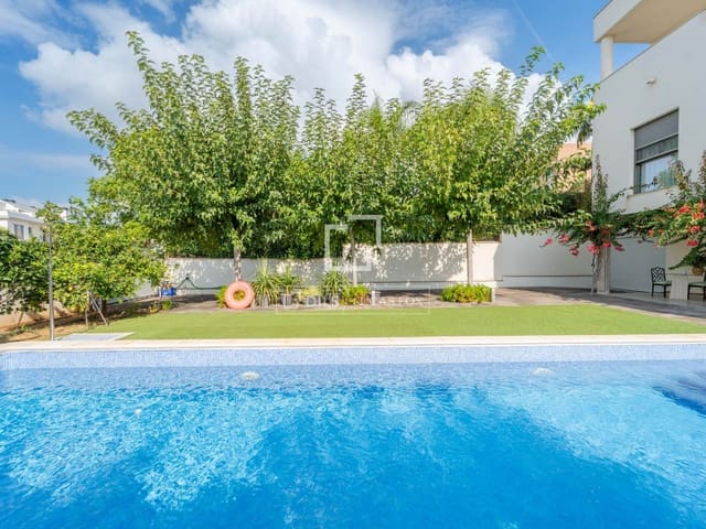 4 chambre Villa/Maison à vendre à Rocafort avec piscine garage - 1 190 000 € (Ref: 10167420)