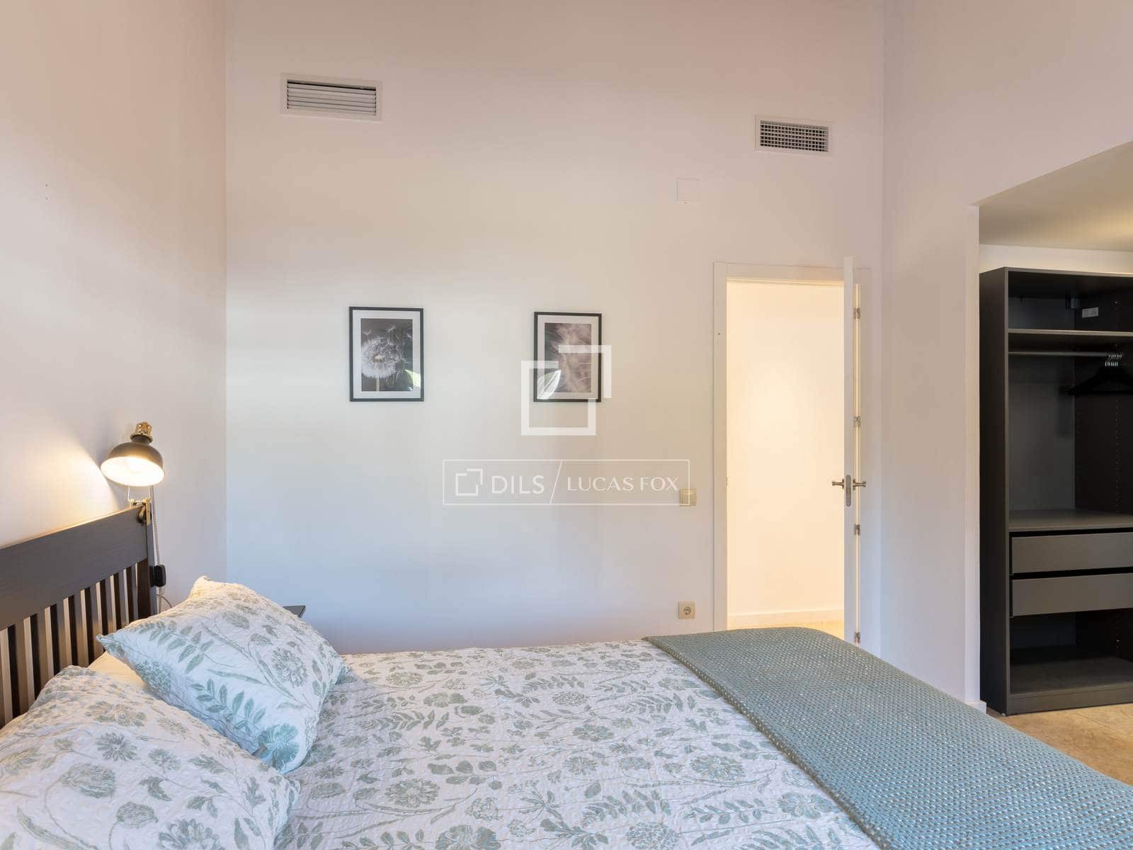 4 soverom Villa til salgs i Sils med svømmebasseng garasje - € 660 000 (Ref: 10167508)