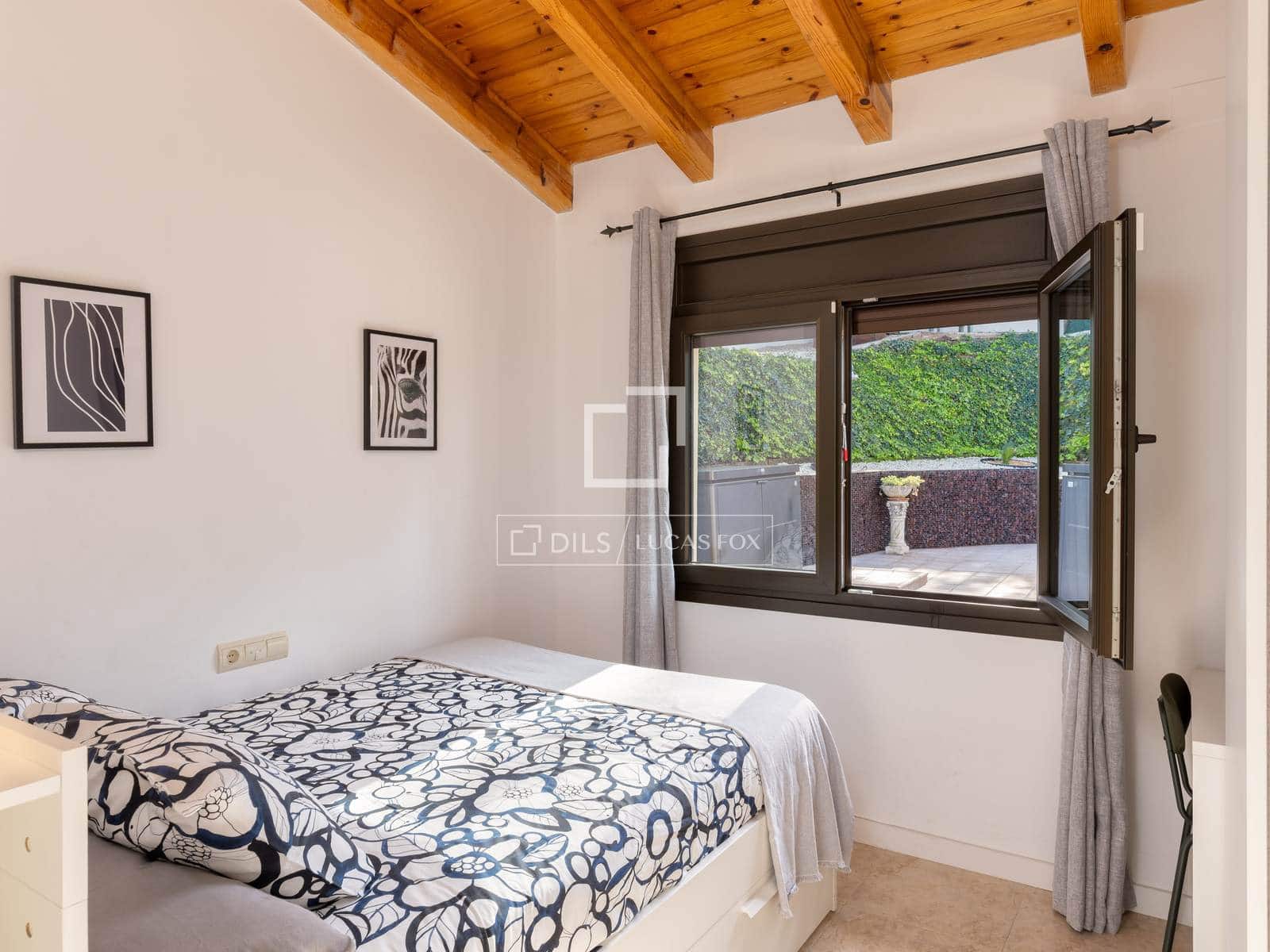 4 soverom Villa til salgs i Sils med svømmebasseng garasje - € 660 000 (Ref: 10167508)