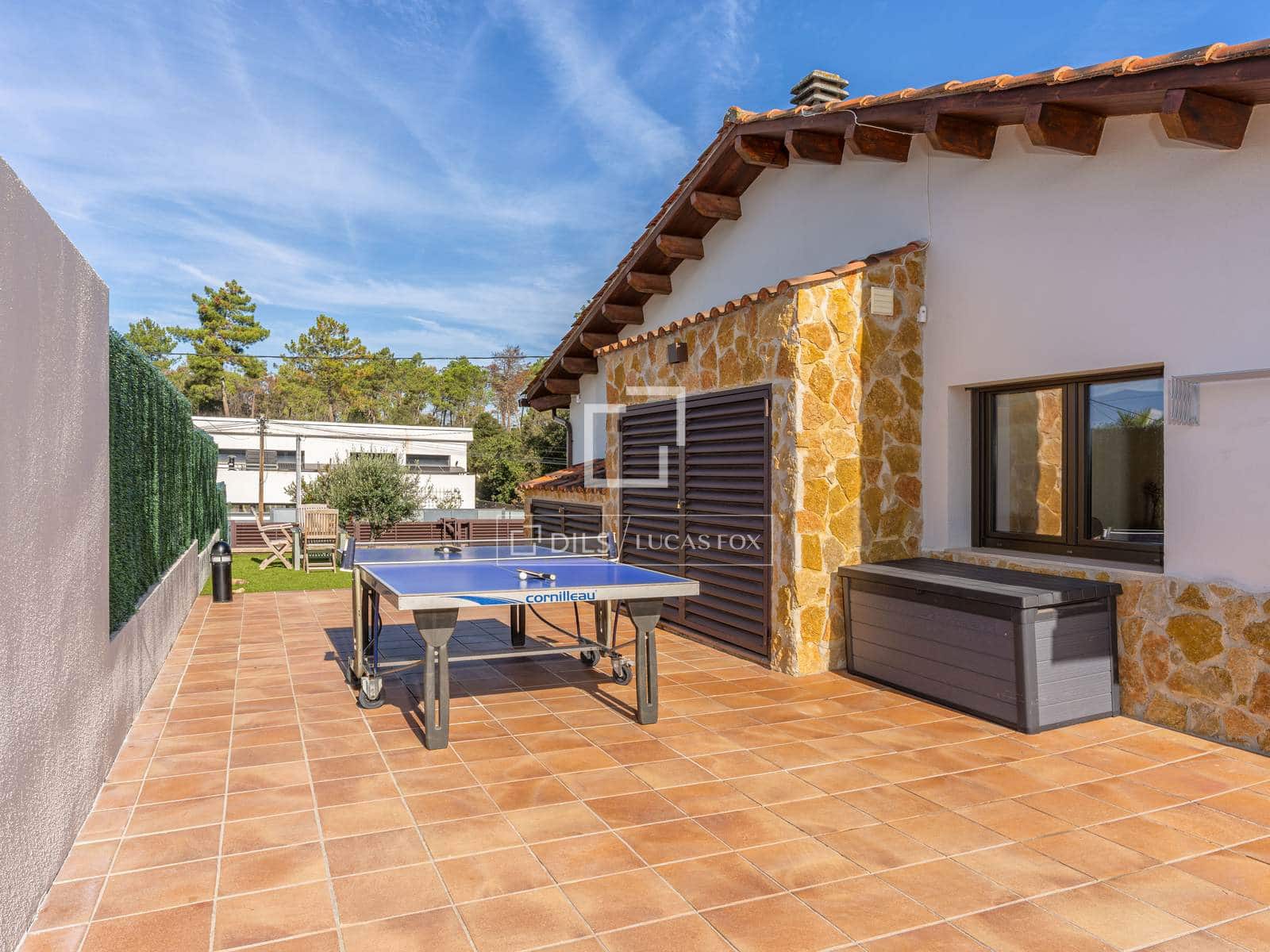 4 soverom Villa til salgs i Sils med svømmebasseng garasje - € 660 000 (Ref: 10167508)