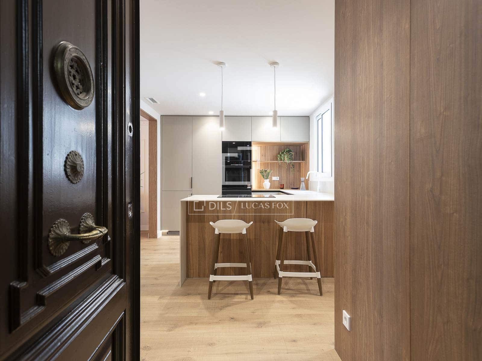 3 soveværelse Lejlighed til salg i Barcelona by - € 995.000 (Ref: 10167509)