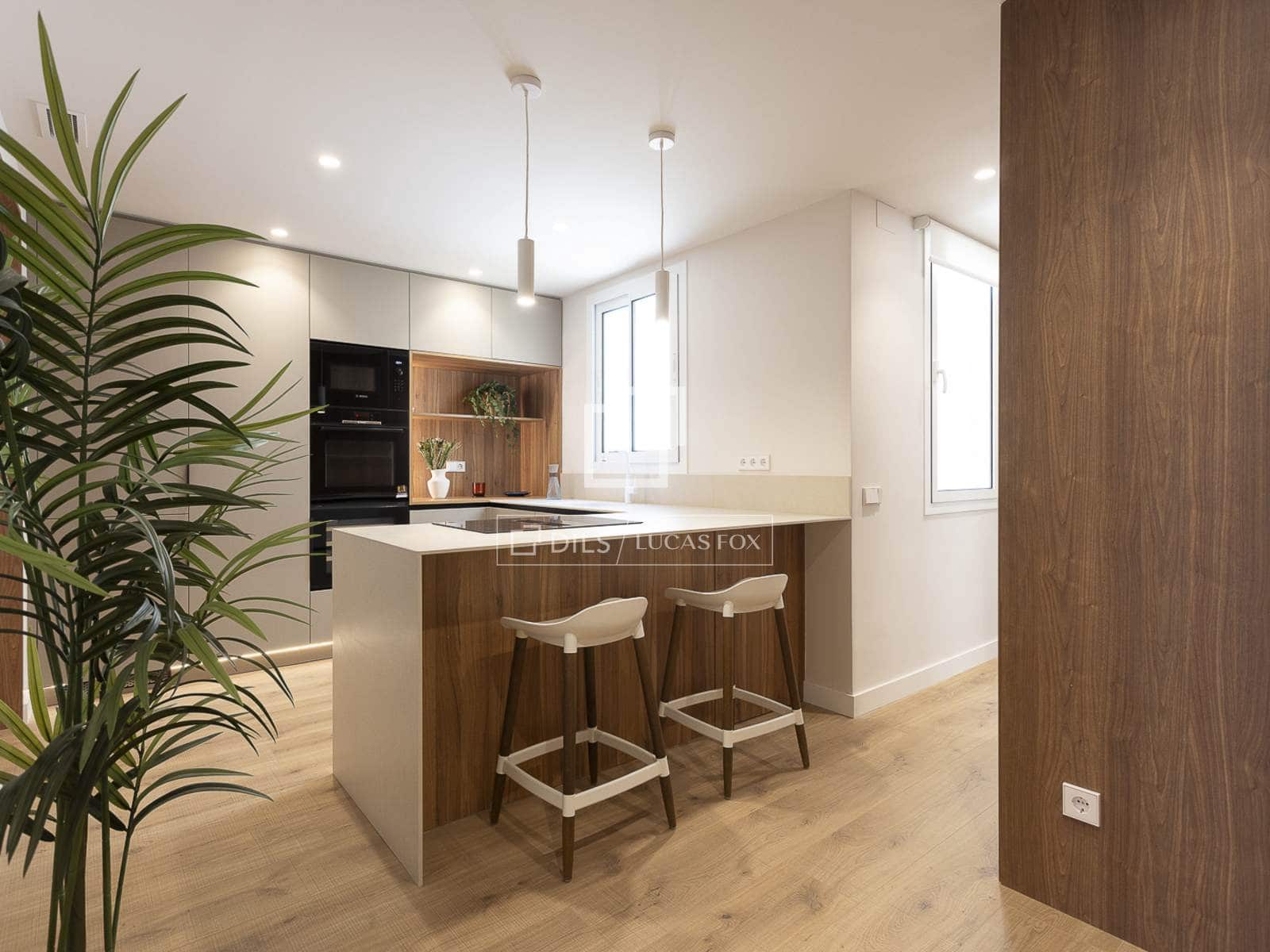 3 soveværelse Lejlighed til salg i Barcelona by - € 995.000 (Ref: 10167509)