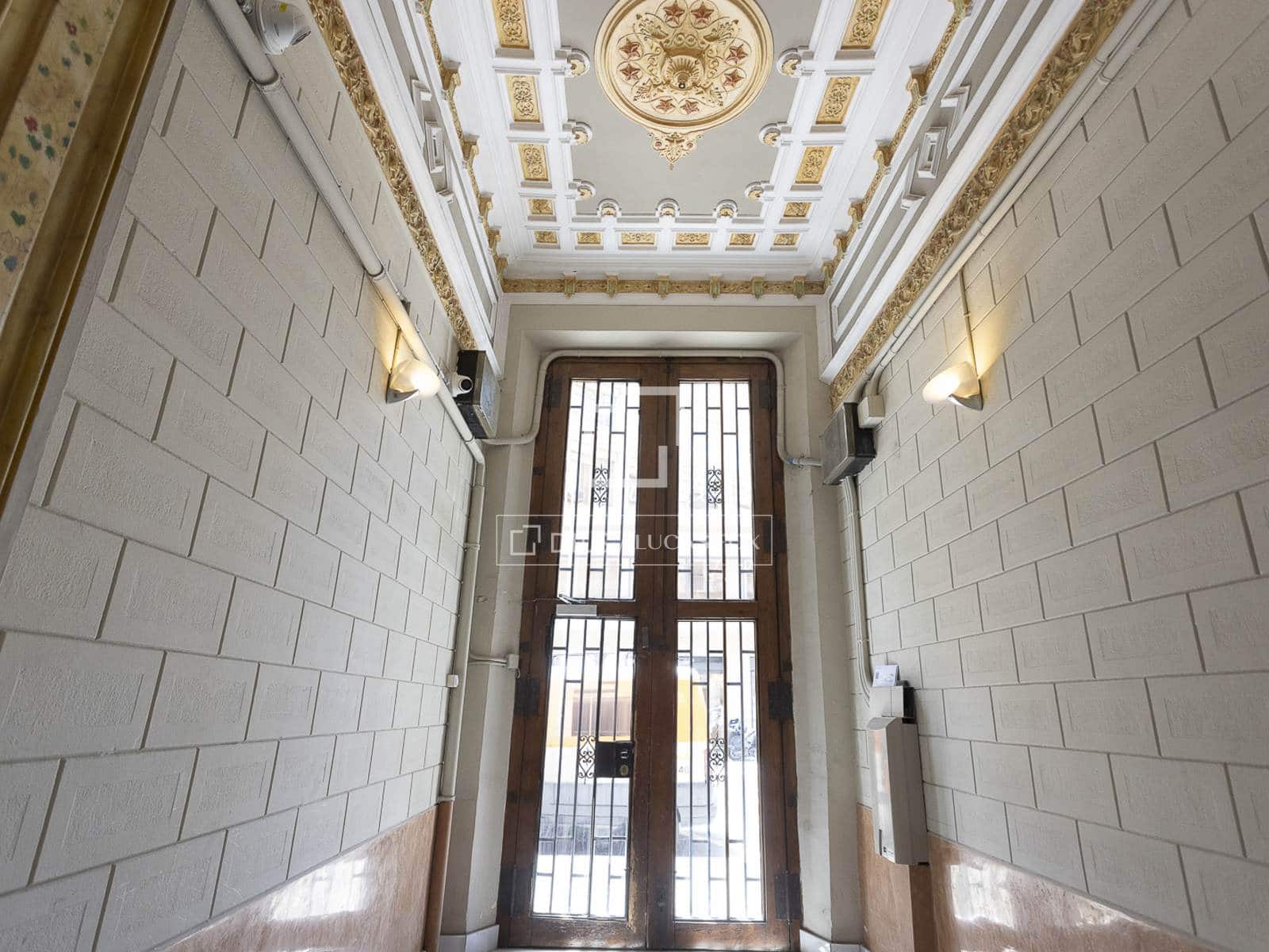 3 soveværelse Lejlighed til salg i Barcelona by - € 995.000 (Ref: 10167509)