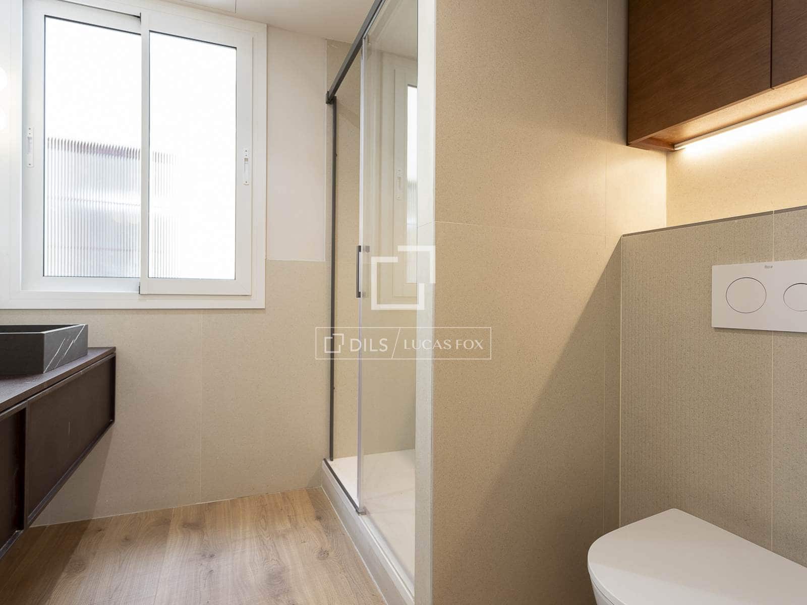 3 soveværelse Lejlighed til salg i Barcelona by - € 995.000 (Ref: 10167509)