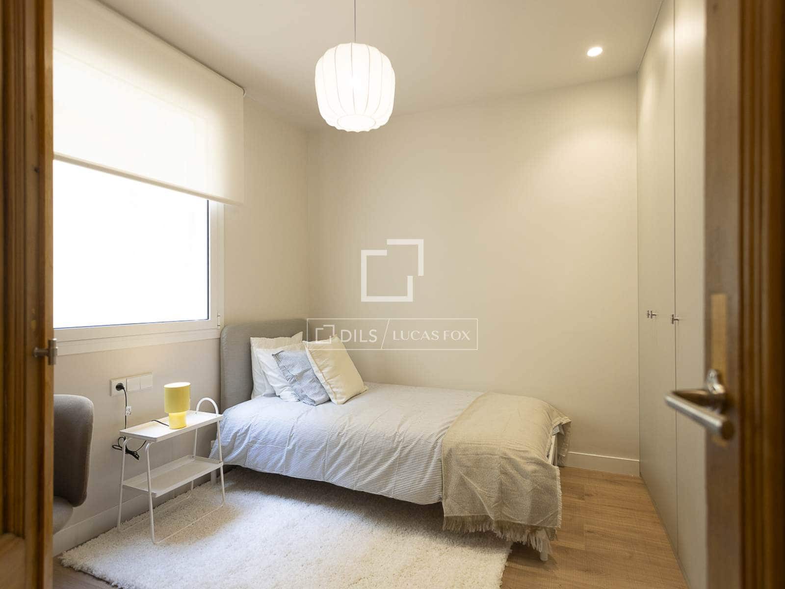 3 soveværelse Lejlighed til salg i Barcelona by - € 995.000 (Ref: 10167509)