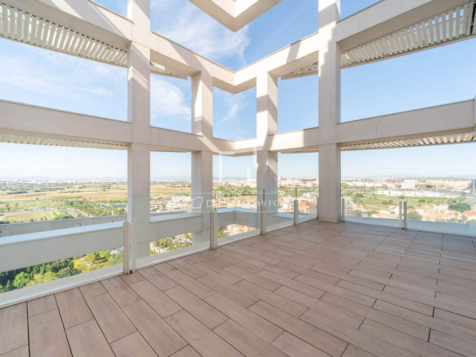 Ático de 3 habitaciones en València ciudad en venta con piscina garaje - 1.650.000 € (Ref: 10168812)