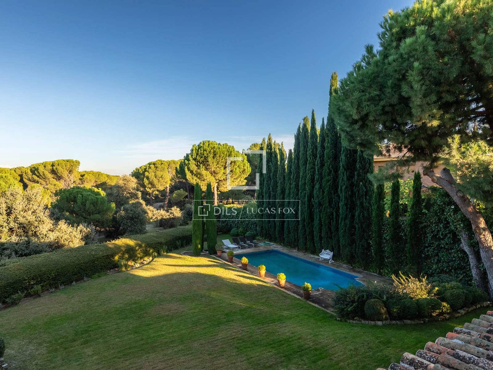 5 soveværelse Villa til salg i Majadahonda med swimmingpool garage - € 3.150.000 (Ref: 10168915)