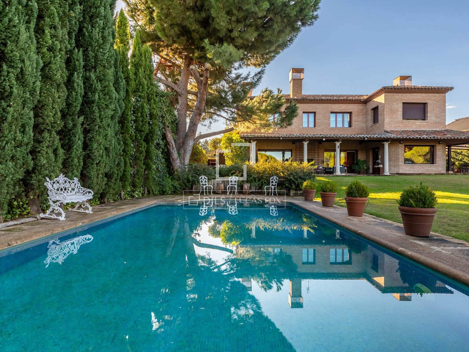 5 soveværelse Villa til salg i Majadahonda med swimmingpool garage - € 3.150.000 (Ref: 10168915)