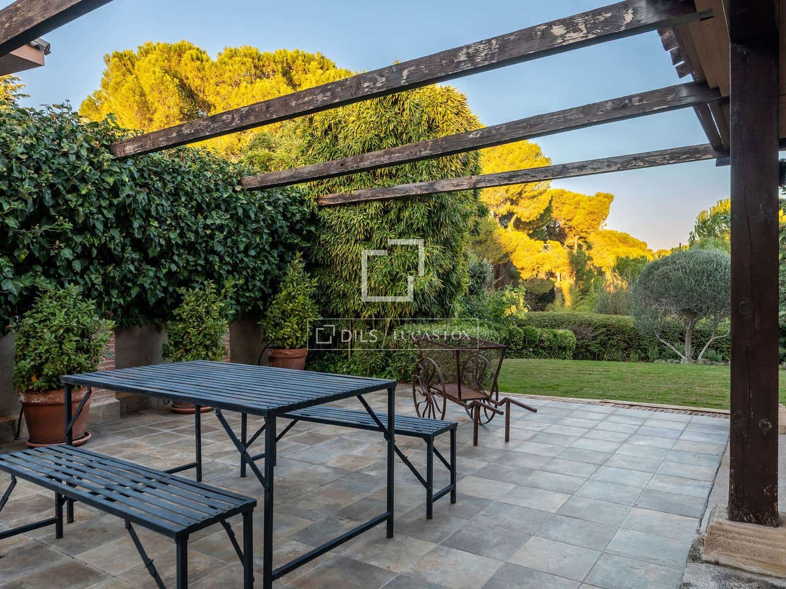 5 soveværelse Villa til salg i Majadahonda med swimmingpool garage - € 3.150.000 (Ref: 10168915)
