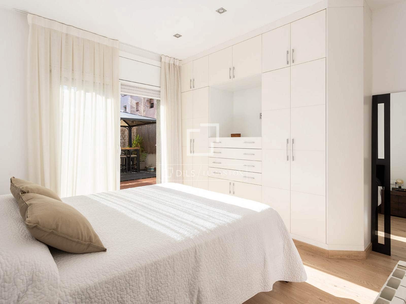 2 slaapkamer Appartement te koop in Barcelona stad - € 599.000 (Ref: 10169155)