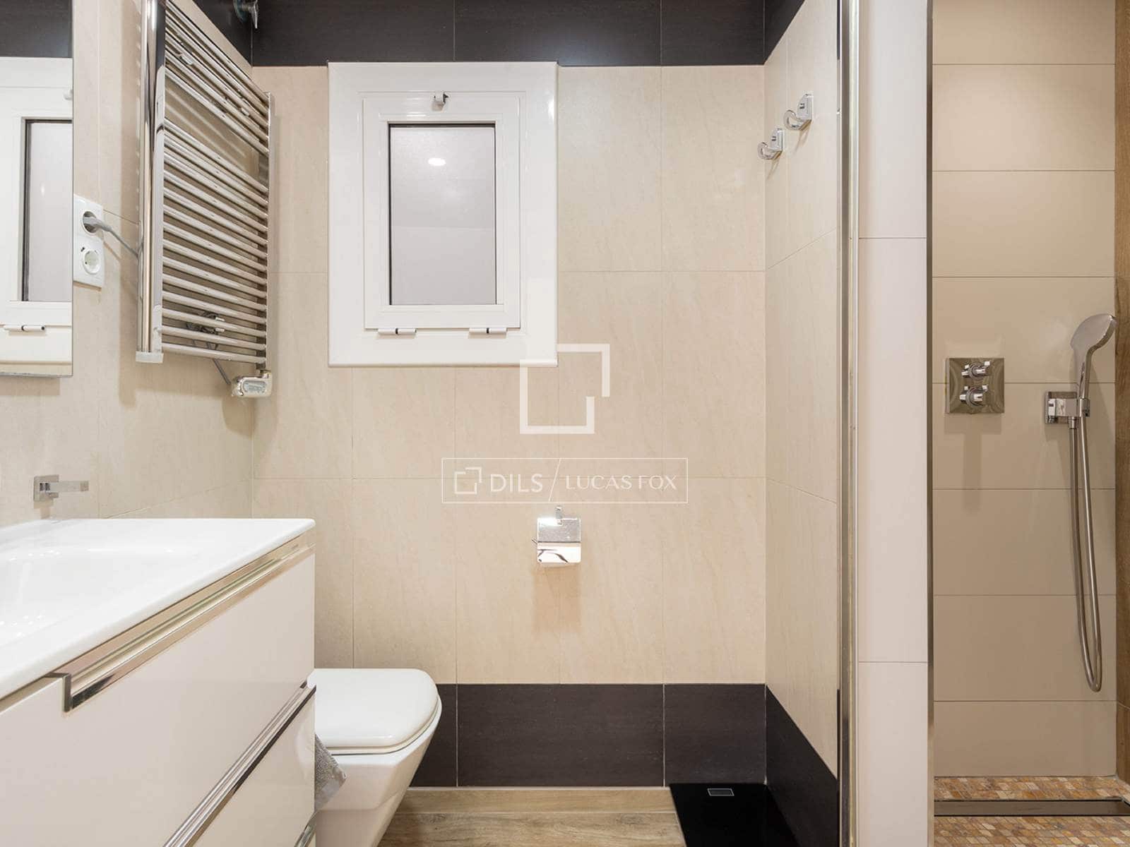 2 slaapkamer Appartement te koop in Barcelona stad - € 599.000 (Ref: 10169155)