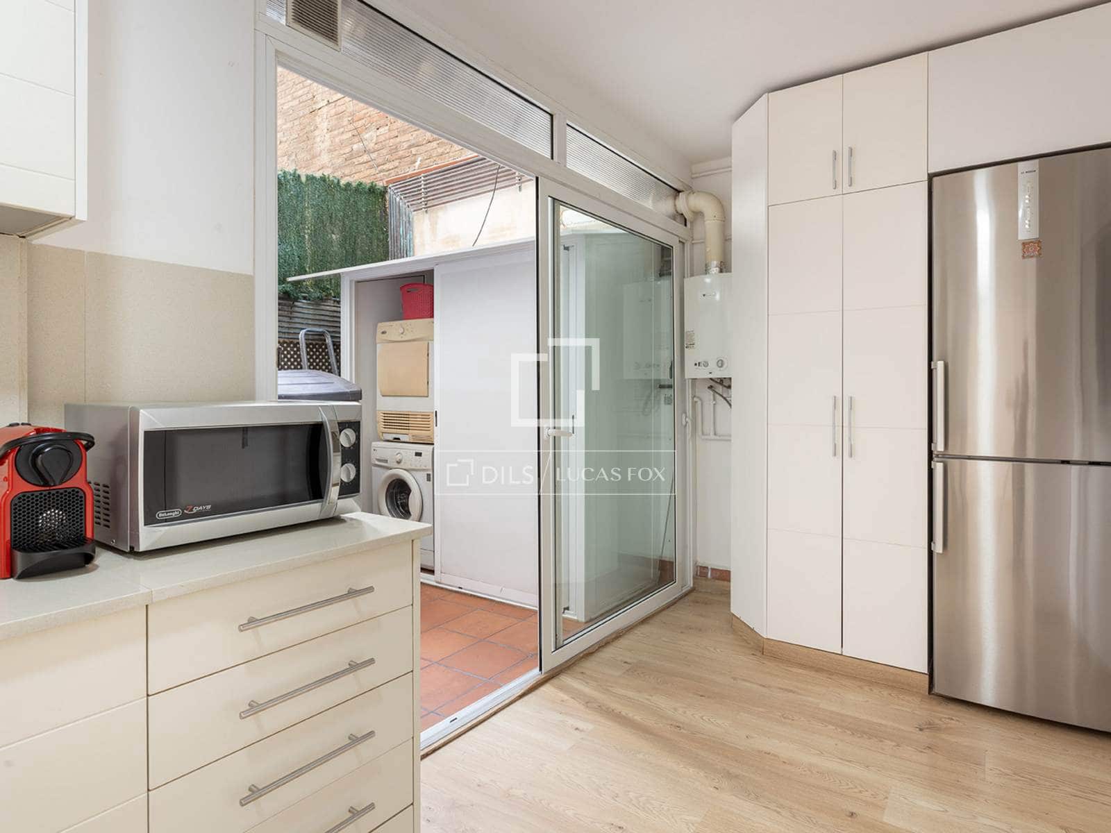 2 slaapkamer Appartement te koop in Barcelona stad - € 599.000 (Ref: 10169155)
