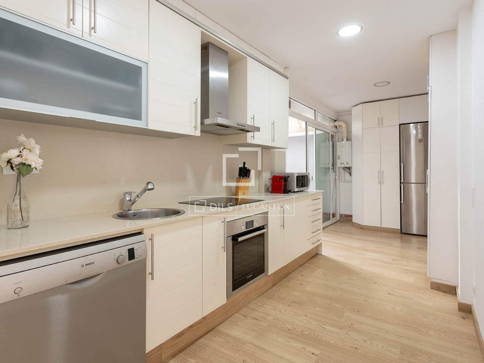 2 slaapkamer Appartement te koop in Barcelona stad - € 599.000 (Ref: 10169155)