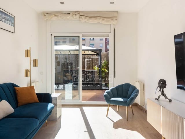 2 soverom Leilighet til salgs i El Poblenou, Barcelona by - € 599 000 (Ref: 10169155)