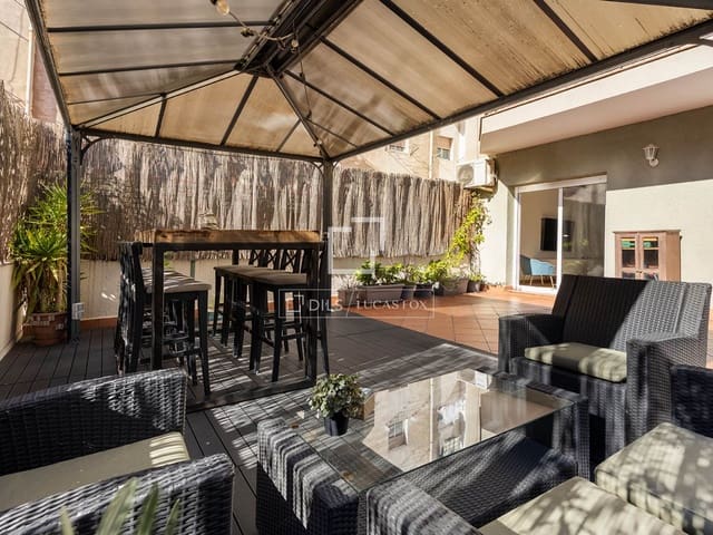 2 soverom Leilighet til salgs i El Poblenou, Barcelona by - € 599 000 (Ref: 10169155)