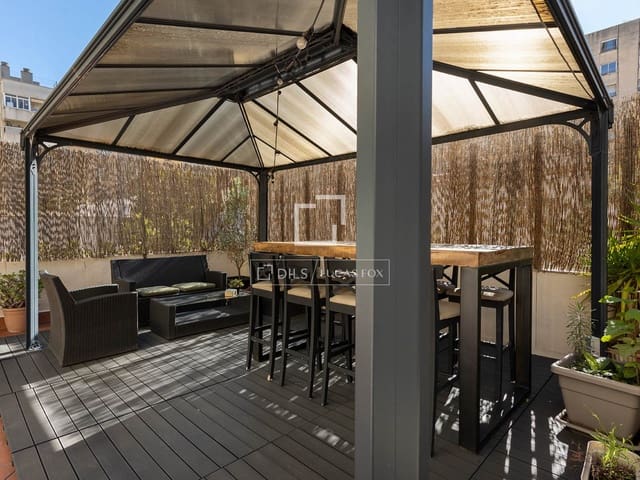 2 soverom Leilighet til salgs i El Poblenou, Barcelona by - € 599 000 (Ref: 10169155)