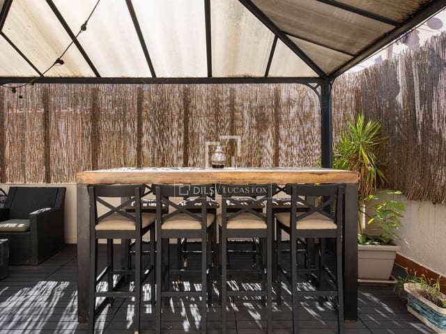 2 soverom Leilighet til salgs i El Poblenou, Barcelona by - € 599 000 (Ref: 10169155)