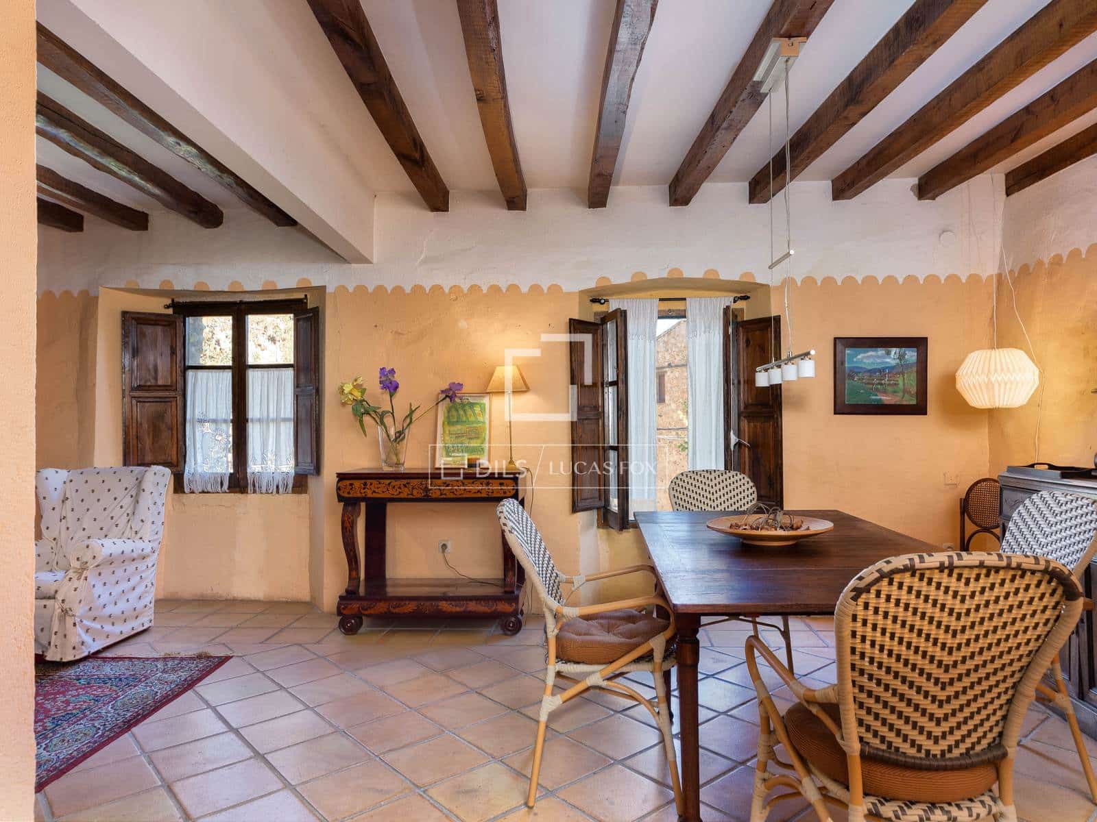 5 bedroom Villa for sale in Crespia - € 725,000 (Ref: 10169156)