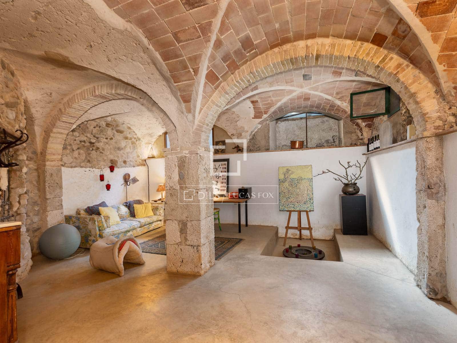 5 bedroom Villa for sale in Crespia - € 725,000 (Ref: 10169156)