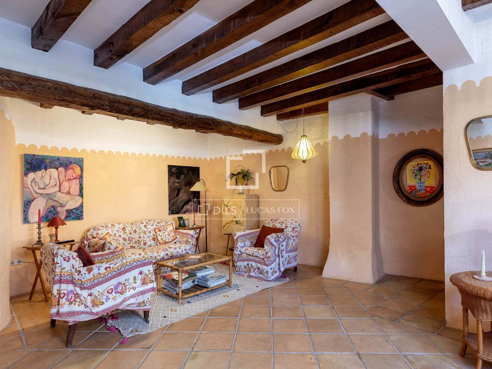5 bedroom Villa for sale in Crespia - € 725,000 (Ref: 10169156)