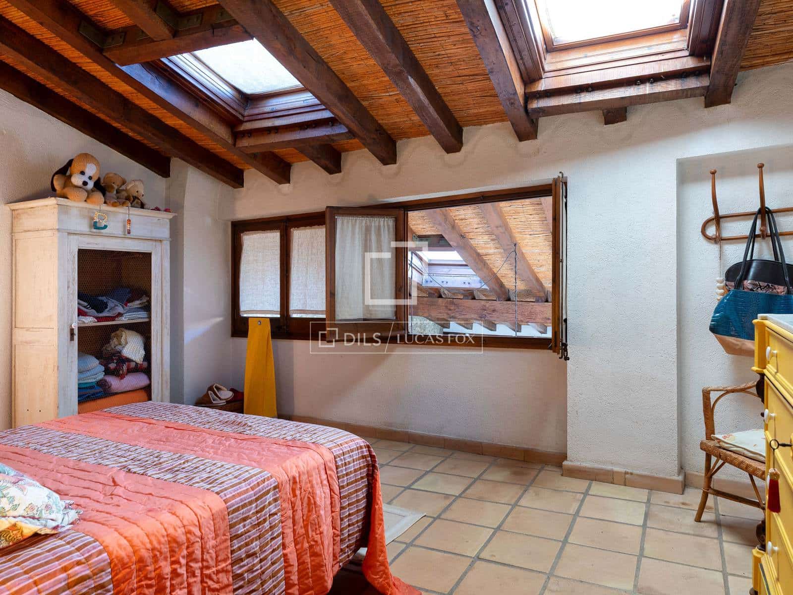 5 bedroom Villa for sale in Crespia - € 725,000 (Ref: 10169156)