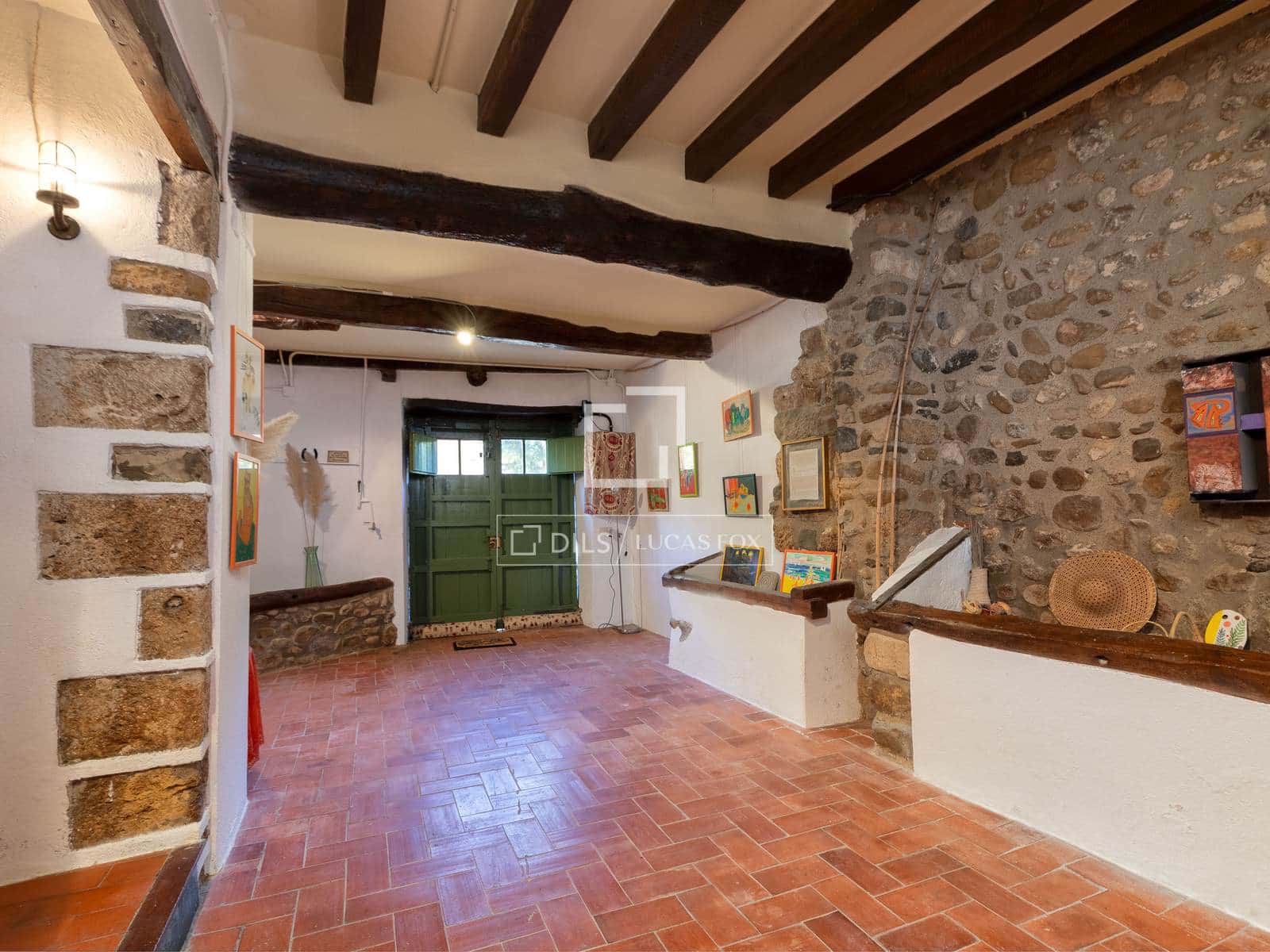 5 bedroom Villa for sale in Crespia - € 725,000 (Ref: 10169156)