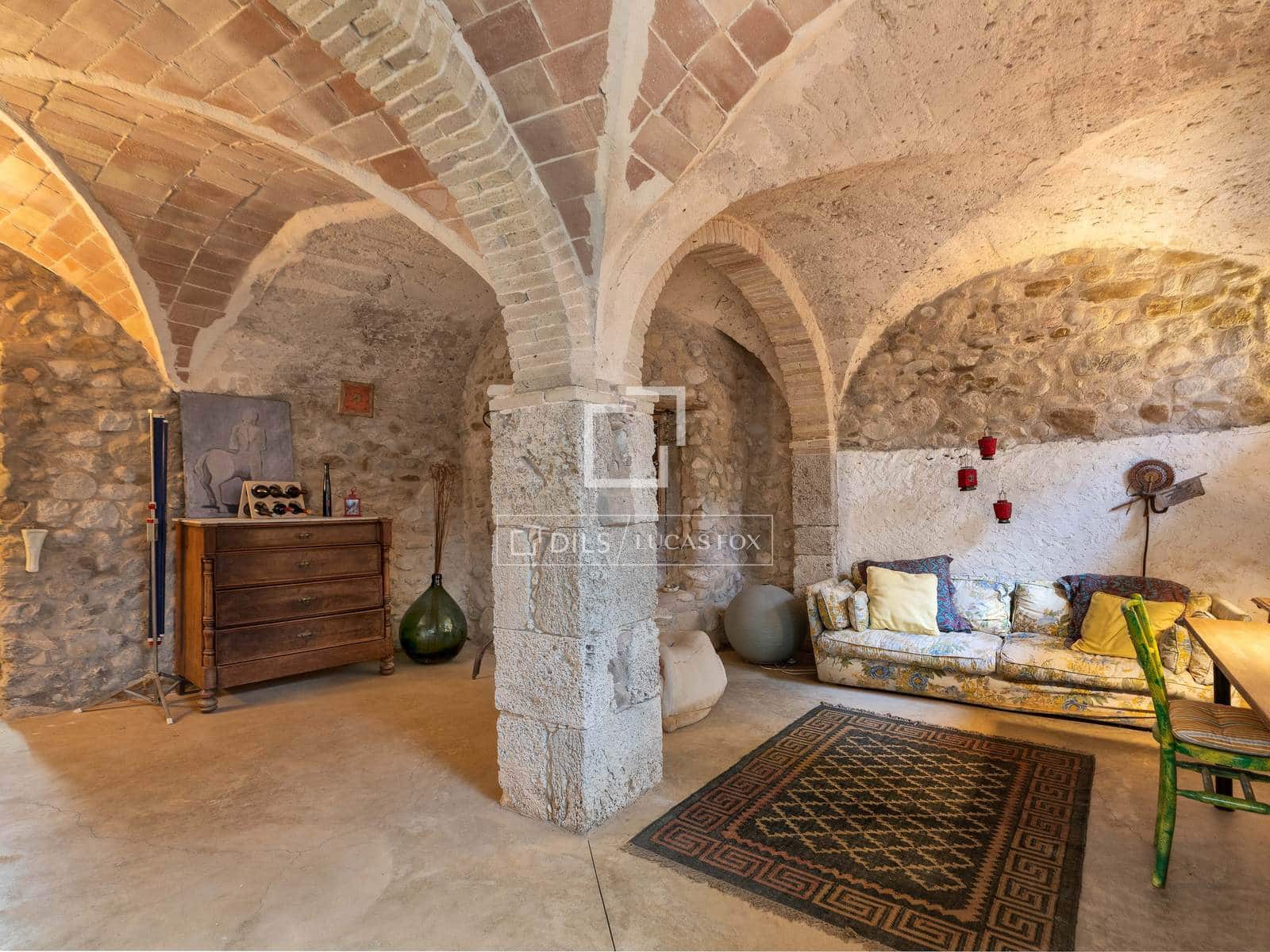 5 bedroom Villa for sale in Crespia - € 725,000 (Ref: 10169156)