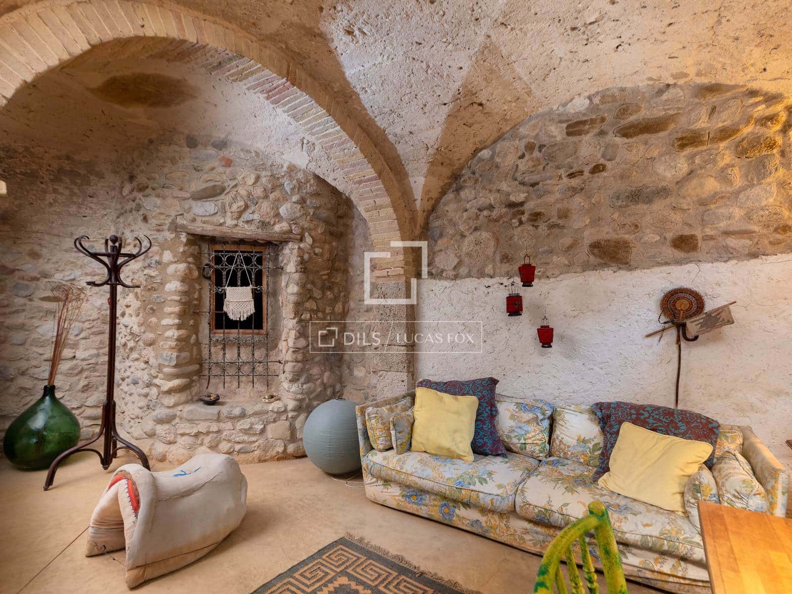 5 bedroom Villa for sale in Crespia - € 725,000 (Ref: 10169156)