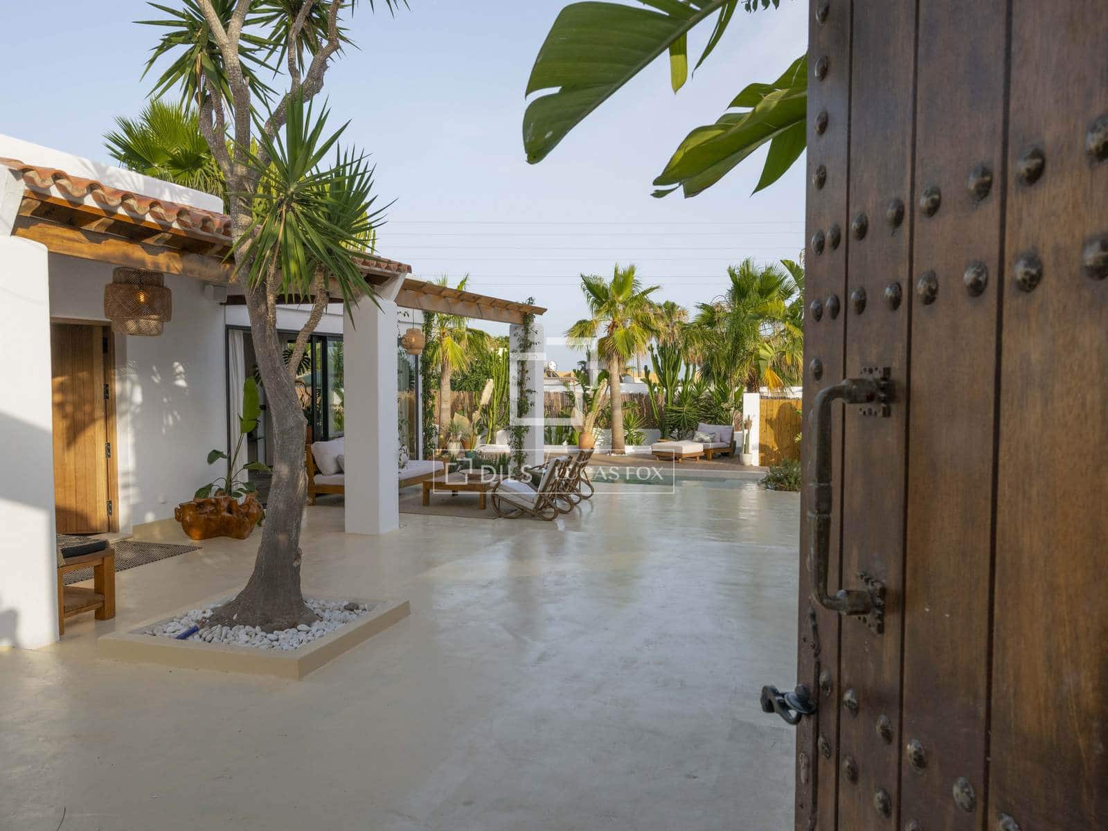 4 bedroom Villa for sale in San Jose / Sant Josep de Sa Talaia with pool garage - € 1,980,000 (Ref: 10169157)