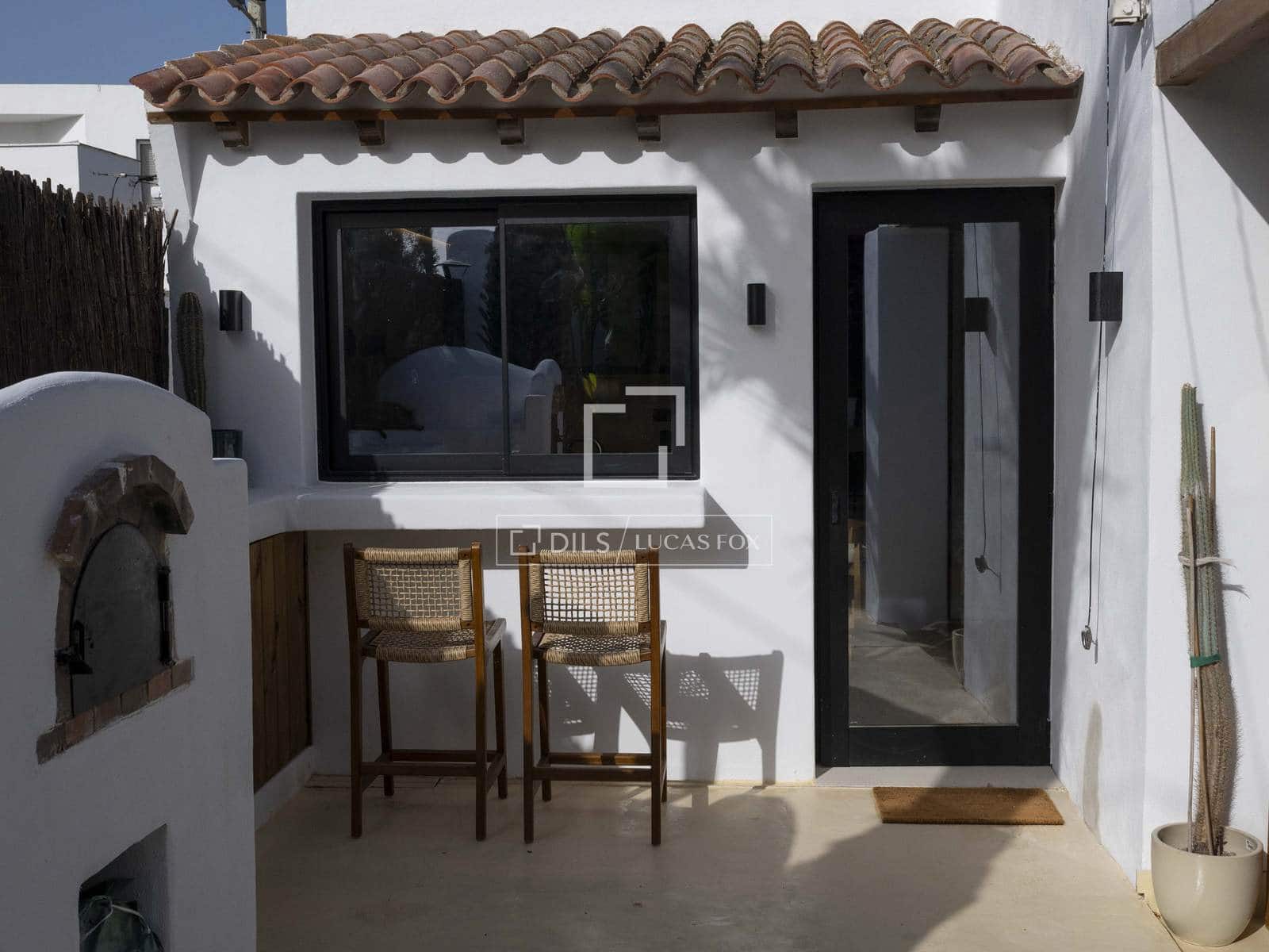 4 bedroom Villa for sale in San Jose / Sant Josep de Sa Talaia with pool garage - € 1,980,000 (Ref: 10169157)