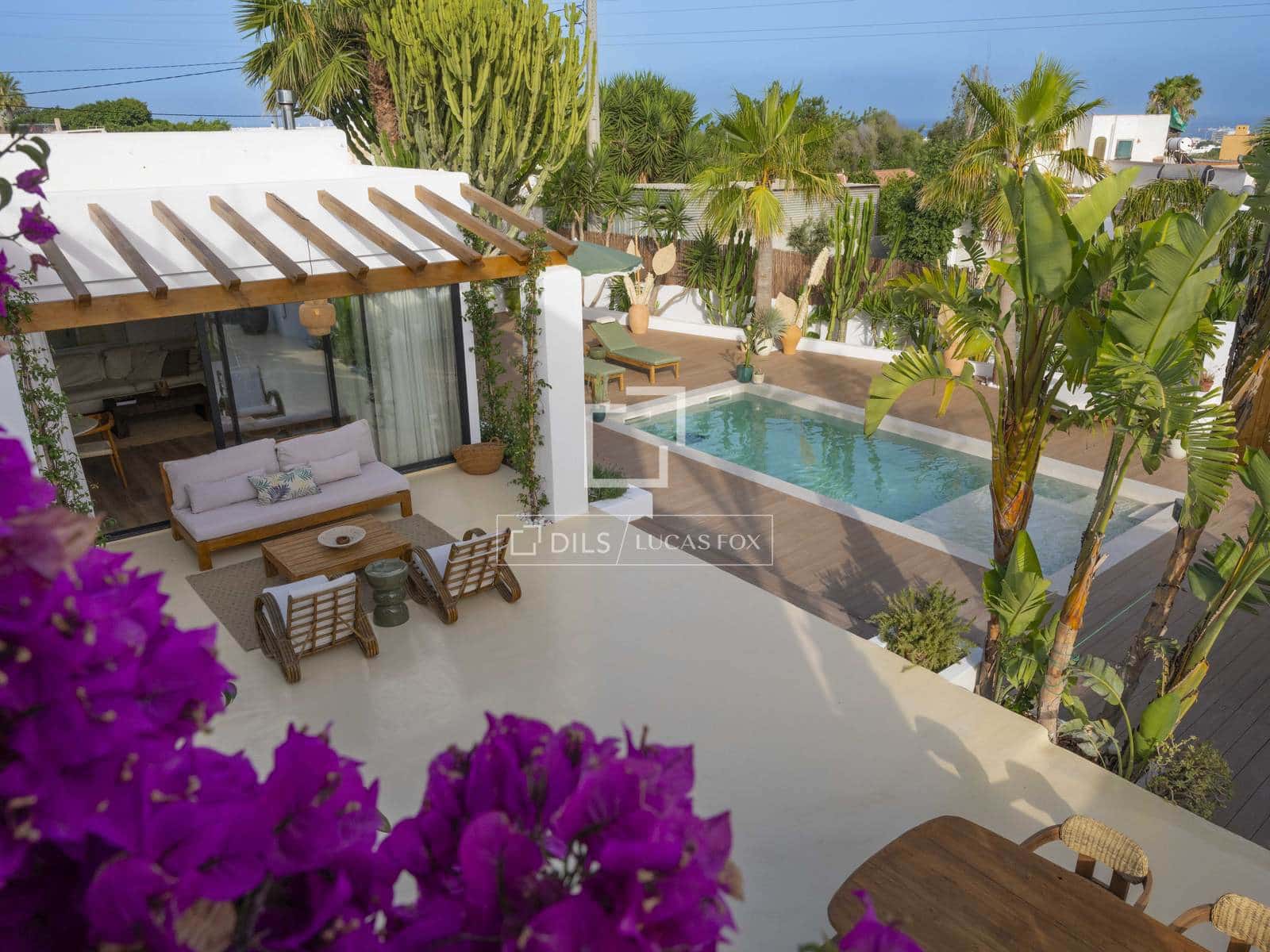 4 bedroom Villa for sale in San Jose / Sant Josep de Sa Talaia with pool garage - € 1,980,000 (Ref: 10169157)