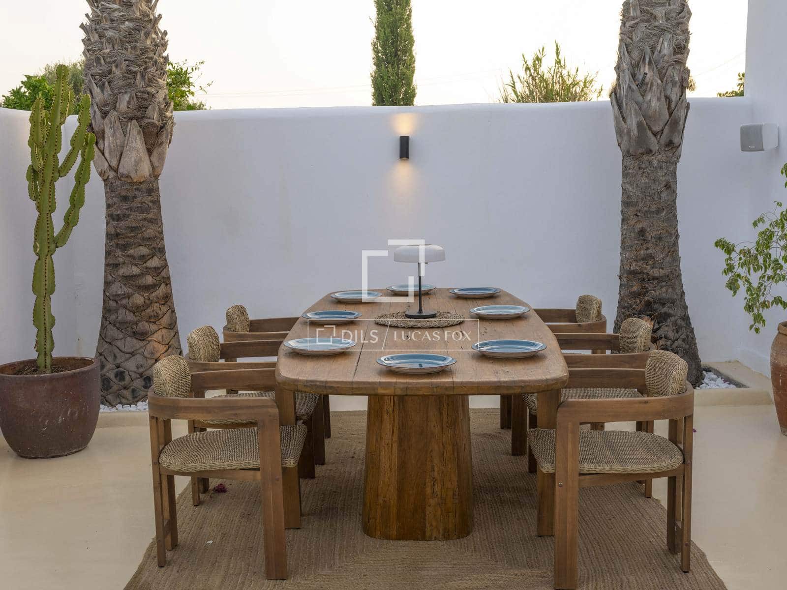4 bedroom Villa for sale in San Jose / Sant Josep de Sa Talaia with pool garage - € 1,980,000 (Ref: 10169157)