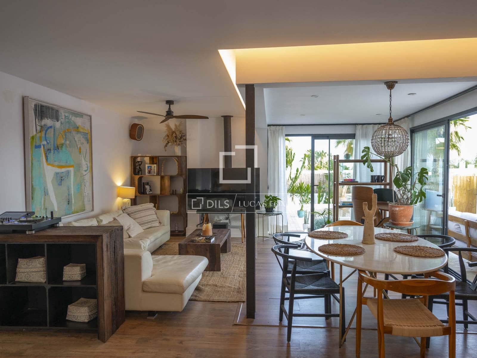 4 bedroom Villa for sale in San Jose / Sant Josep de Sa Talaia with pool garage - € 1,980,000 (Ref: 10169157)