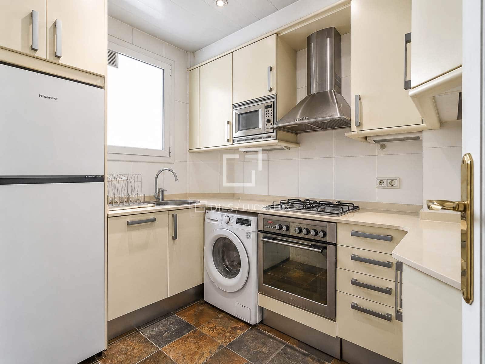 3 bedroom Penthouse for sale in Barcelona city - € 850,000 (Ref: 10170182)