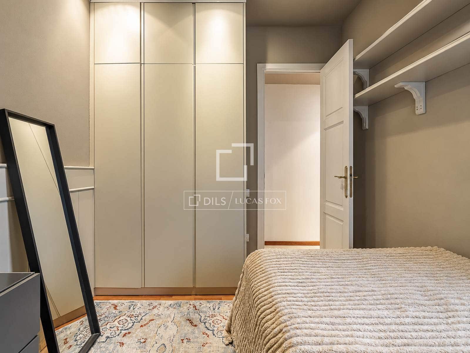 3 bedroom Penthouse for sale in Barcelona city - € 850,000 (Ref: 10170182)