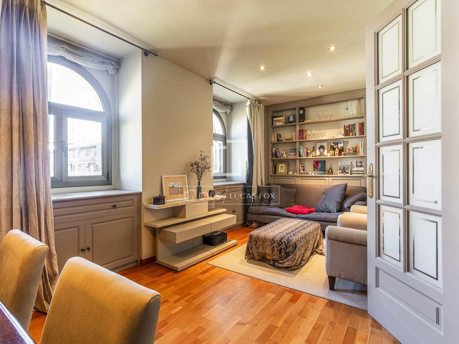 3 bedroom Penthouse for sale in Barcelona city - € 850,000 (Ref: 10170182)