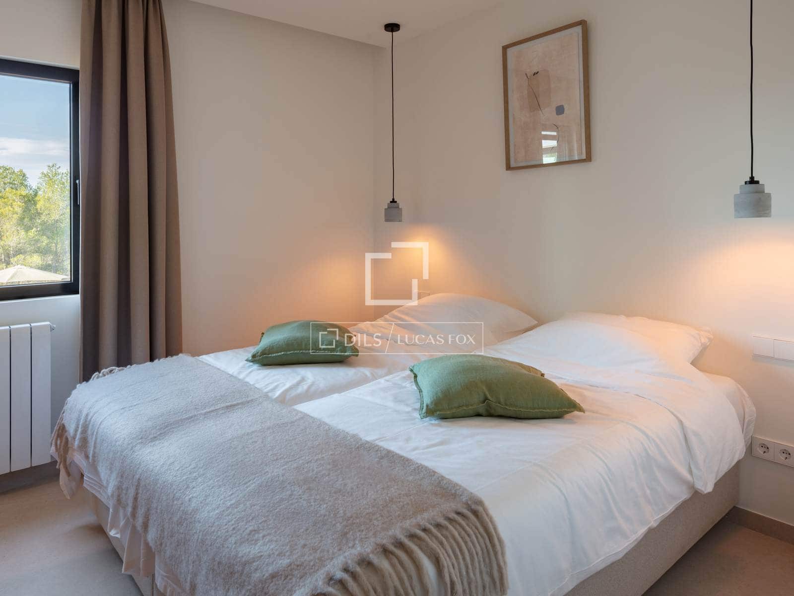 5 slaapkamer Villa te koop in Teulada met zwembad garage - € 1.650.000 (Ref: 10170183)
