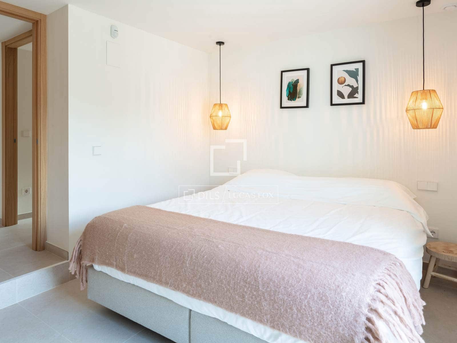 5 slaapkamer Villa te koop in Teulada met zwembad garage - € 1.650.000 (Ref: 10170183)