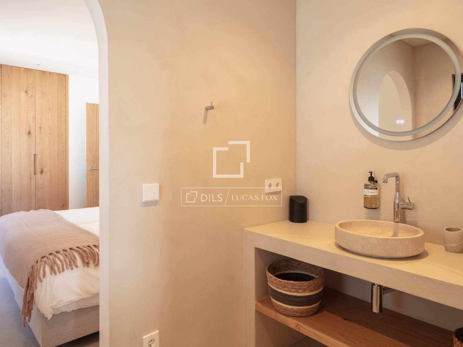 5 slaapkamer Villa te koop in Teulada met zwembad garage - € 1.650.000 (Ref: 10170183)