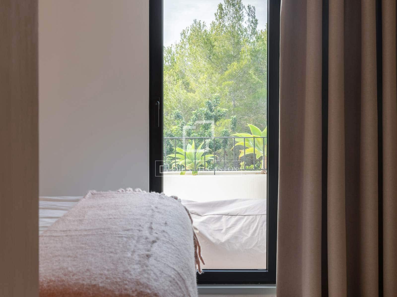5 slaapkamer Villa te koop in Teulada met zwembad garage - € 1.650.000 (Ref: 10170183)