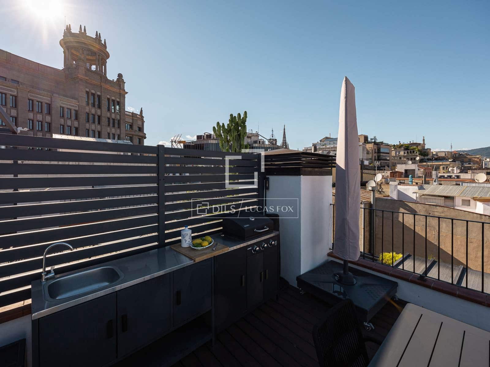 1 soverom Penthouse til salgs i Barcelona by - € 730 000 (Ref: 10172231)