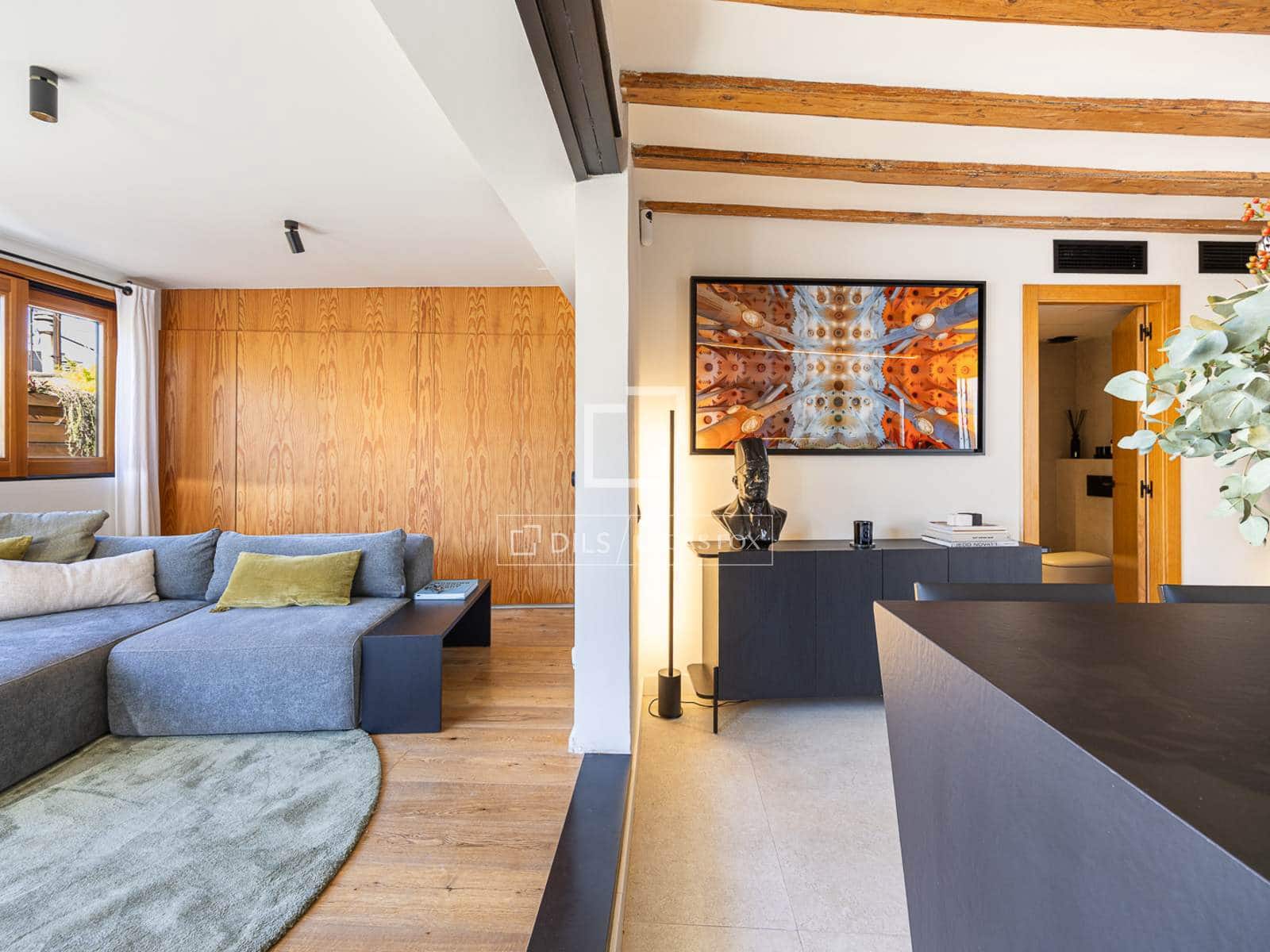 1 soverom Penthouse til salgs i Barcelona by - € 730 000 (Ref: 10172231)
