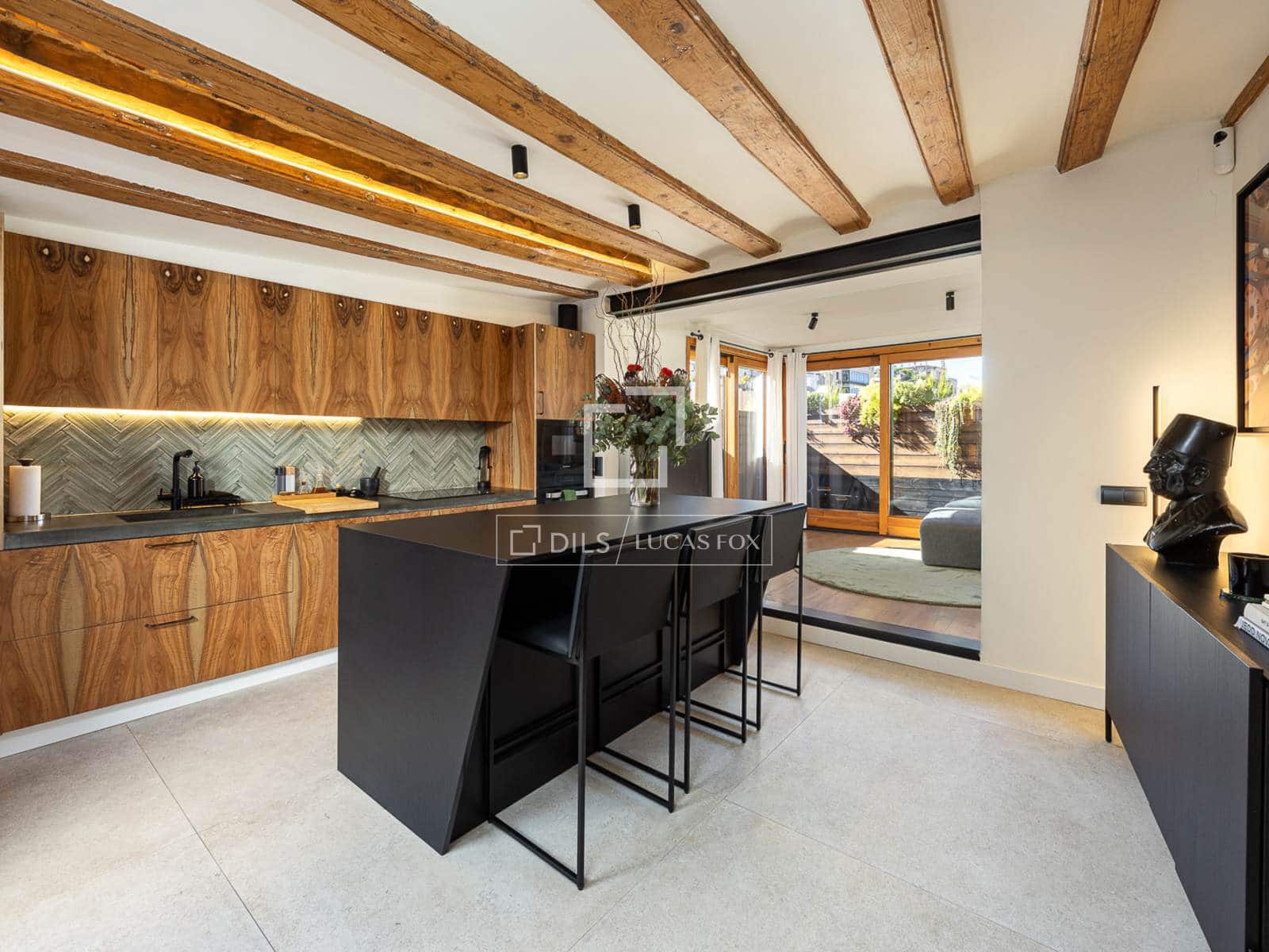 1 soverom Penthouse til salgs i Barcelona by - € 730 000 (Ref: 10172231)