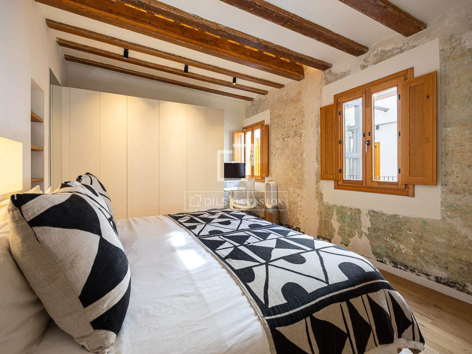1 soverom Penthouse til salgs i Barcelona by - € 730 000 (Ref: 10172231)